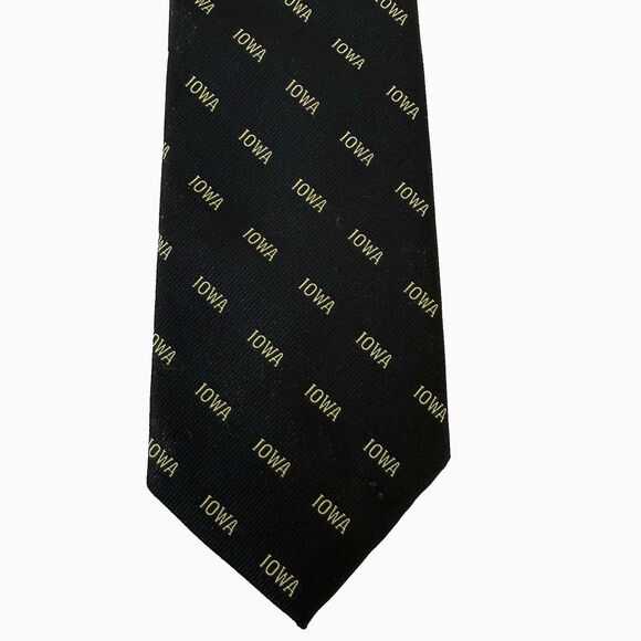 Vintage JcPenney The Mens Shop Iowa Neck Tie Polyester Iowa Hawkeyes Tie 3 x 57 - Picture 1 of 5